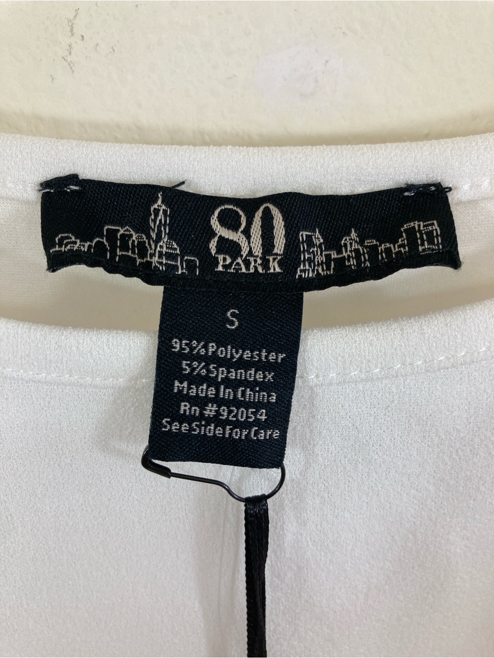 80 Park By Design Misha White Flutter Sleeve Top Size S NWT Ric Rac Trim - Picture 4 of 15